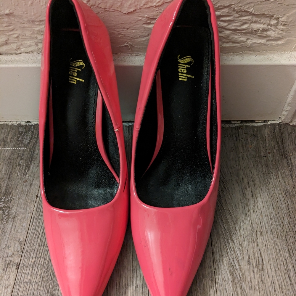 Pink heels